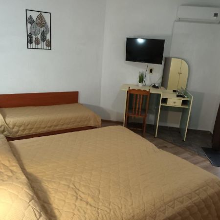 Guest House Alkor Обзор Экстерьер фото